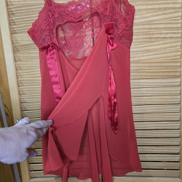 Victoria's Secret Red Lace Lingerie Size Medium, Open Back And Sheer - Picture 7 of 7